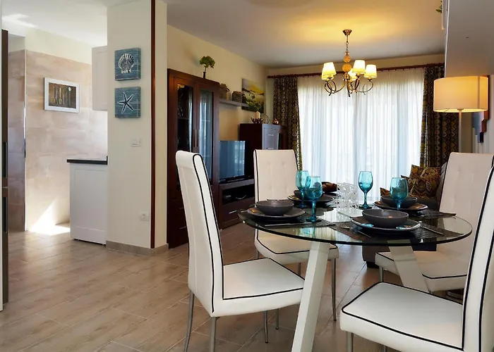 Lanz Lava By Pvl * 푸에르토 델 카르멘